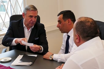 Über uns – Team und Professionalität